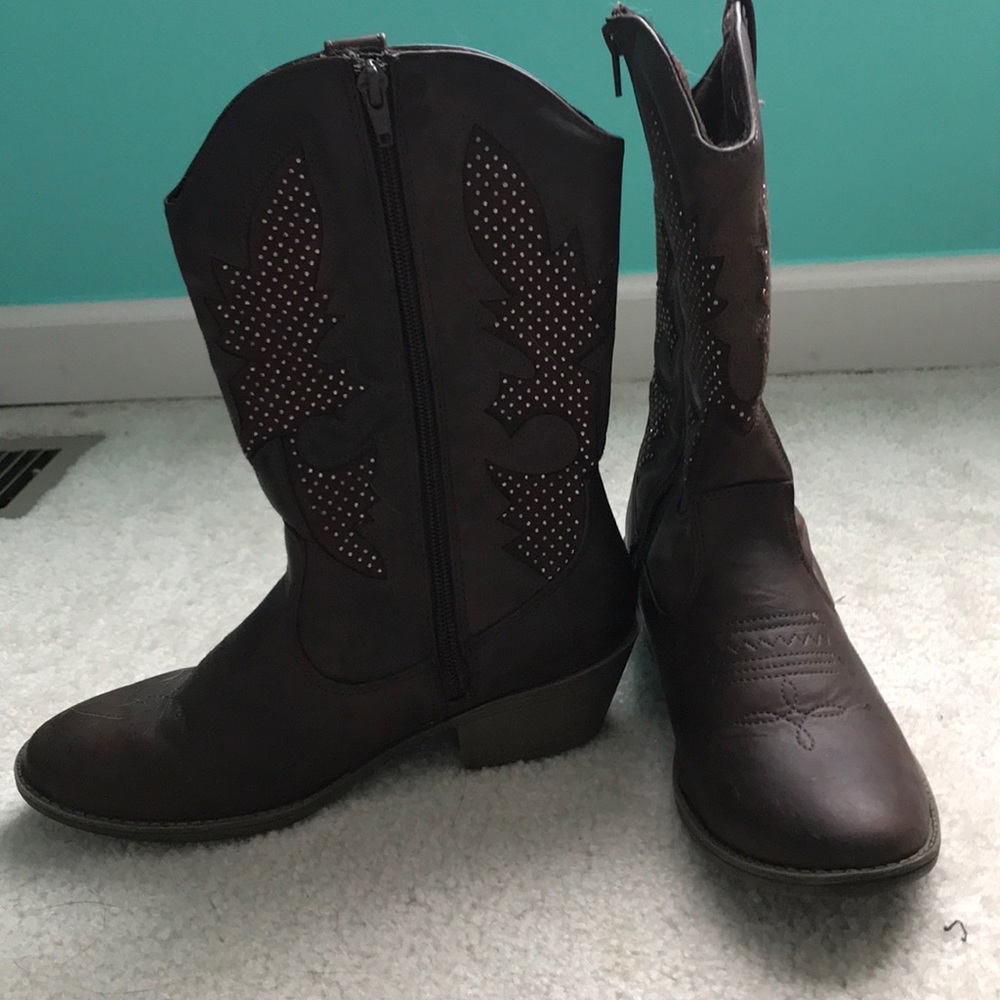 Boots